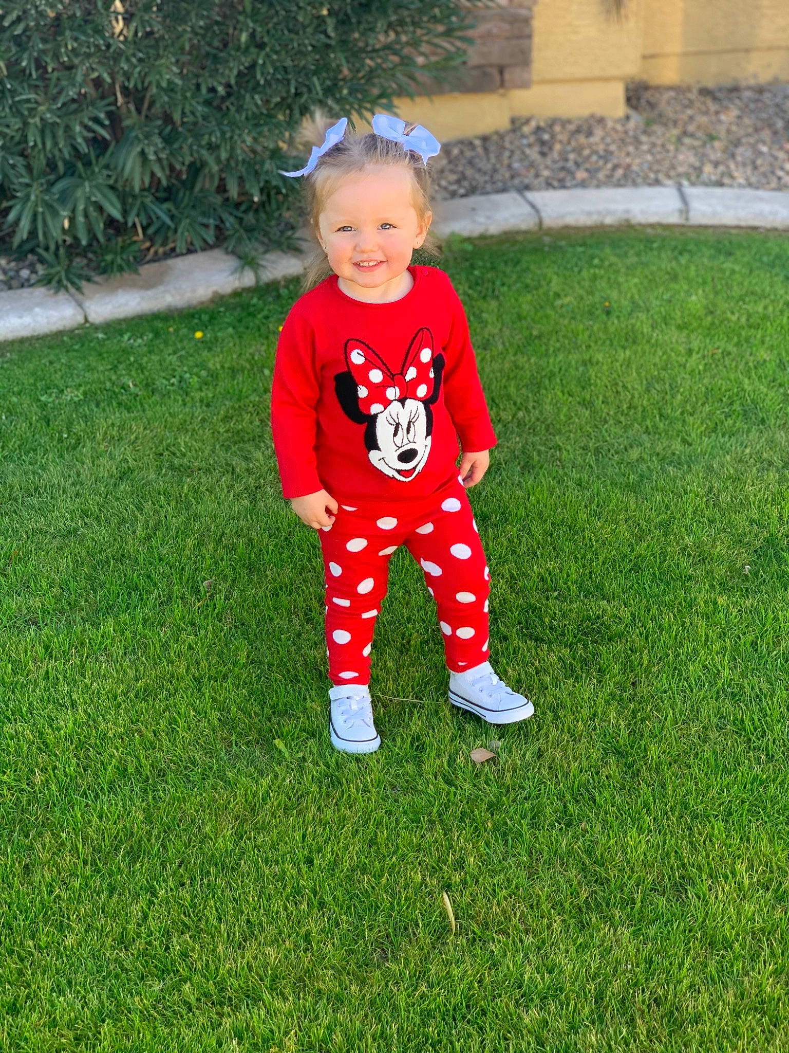 Monroe is registered to the contest to win money with this photo: baby, baby_toddler_clothing, child, grass, joy, lawn, pajamas, person, plant, play, sleeve, t_shirt, toddler, yard