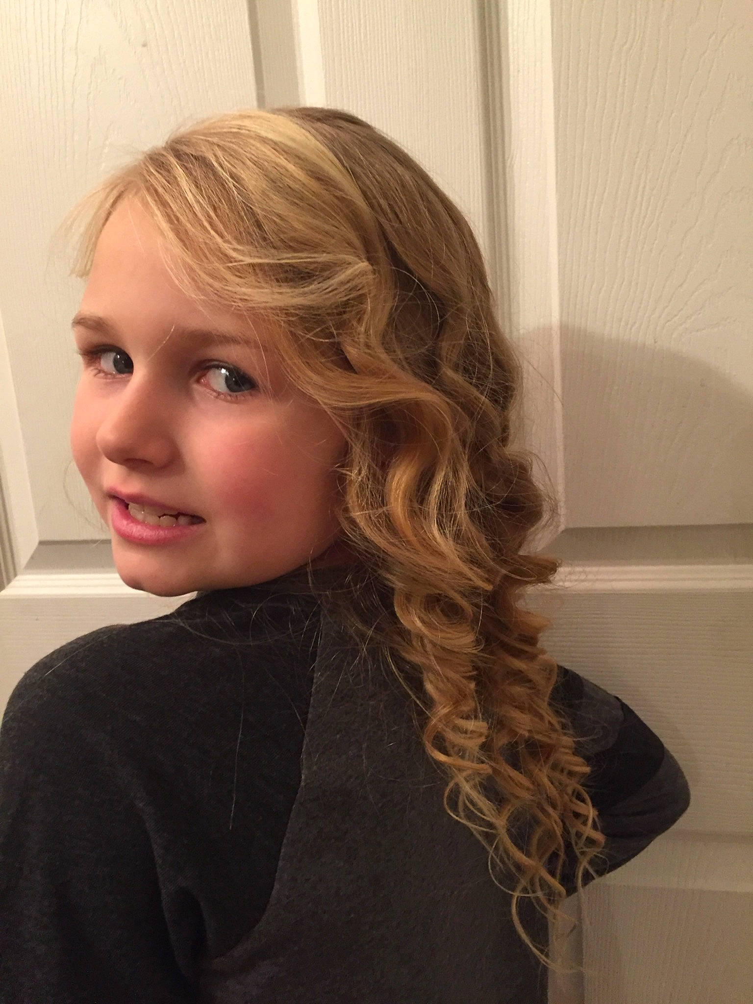 Brielle is registered to the contest to win money with this photo: beauty, blond, brown_hair, chin, feathered_hair, forehead, hair, hair_coloring, hairstyle, jaw, layered_hair, lip, long_hair, makeover, person, ringlet, shoulder, step_cutting