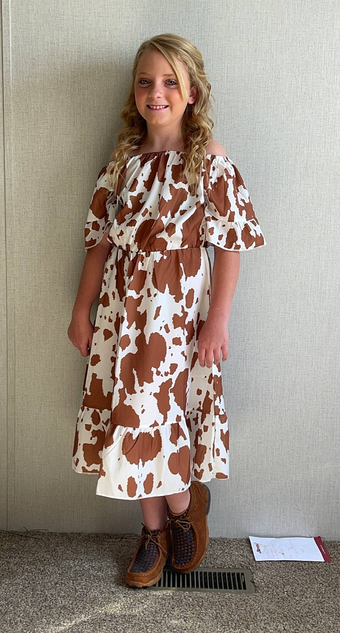 Layla joined the competition — help win amazing prizes! arm, clothing, collar, day_dress, dress, dress_shirt, elbow, gesture, hand, human_body, joint, joy, knee, leg, neck, one_piece_garment, person, sleeve, smile, street_fashion