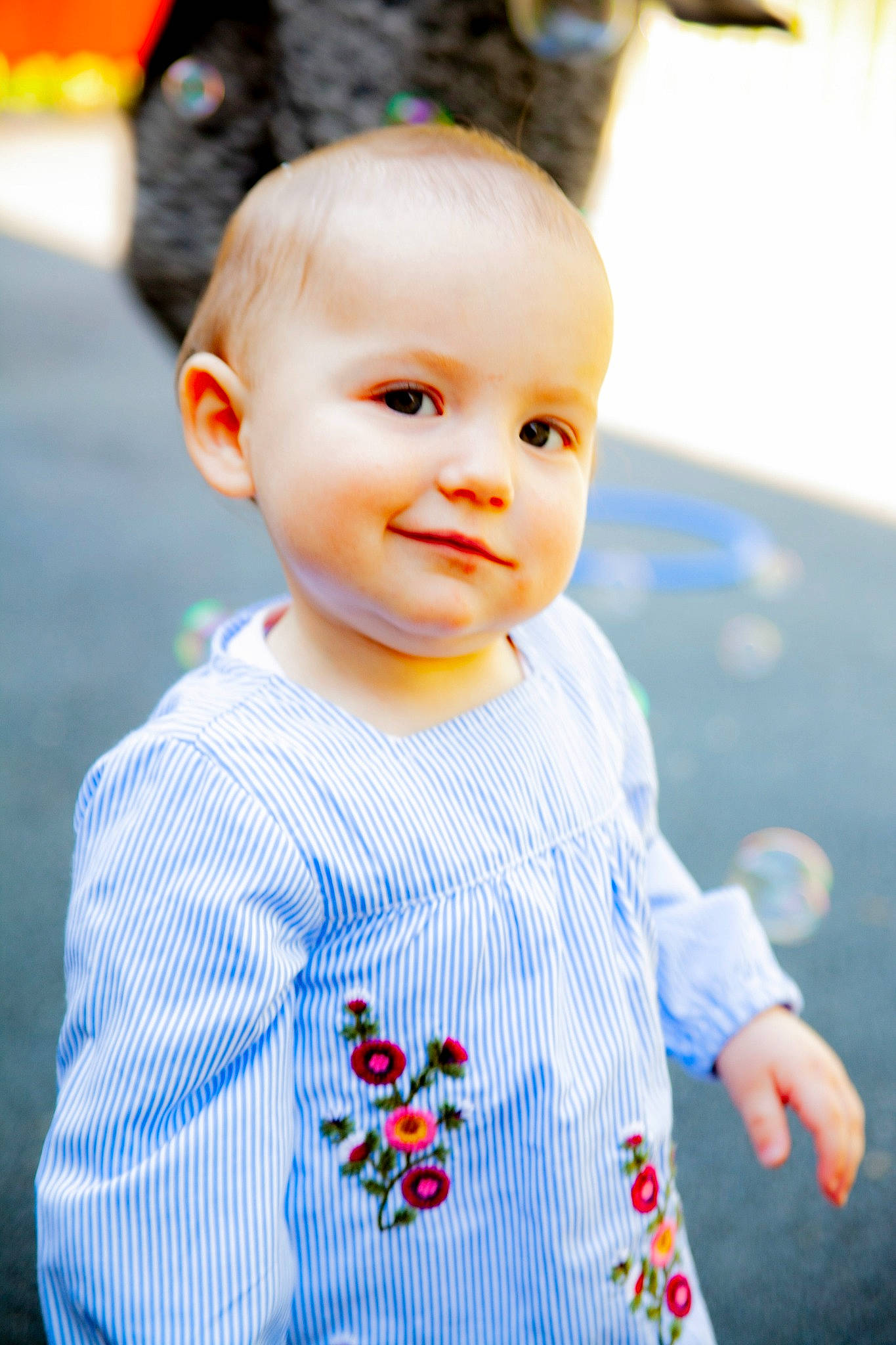 Gabrielle participe au concours pour gagner de l'argent avec cette photo : azure, baby_toddler_clothing, cheek, cool, facial_expression, fashion, fun, hairstyle, happy, iris, joy, lip, people, person, skin, sleeve, smile, standing, street_fashion, summer