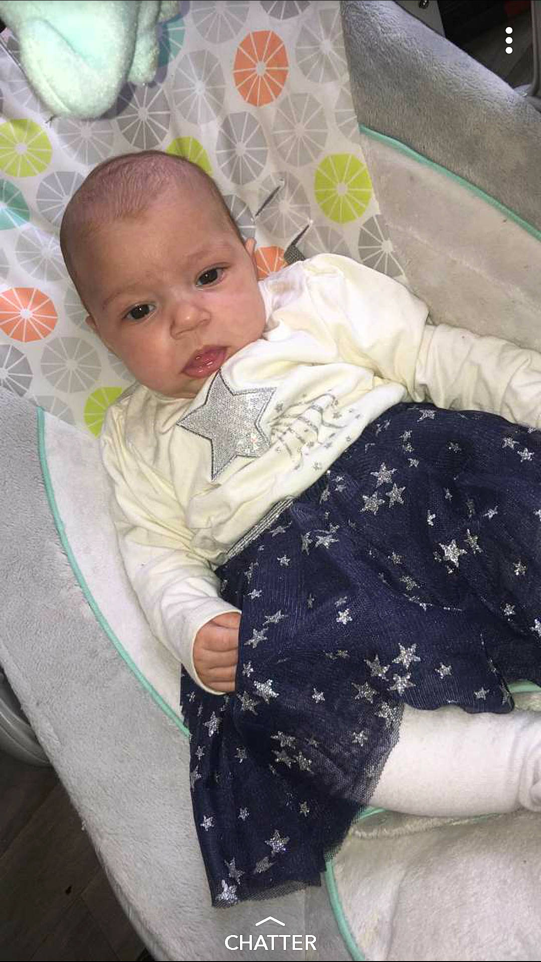 Laina participe au concours pour gagner de l'argent avec cette photo : baby_products, child, day, eye, girl, infant, material, person, product, sitting, skin, textile, toddler