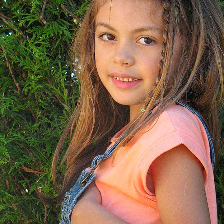 Maé-lyna a rejoint le concours — aidez-le/la à gagner de superbes lots !