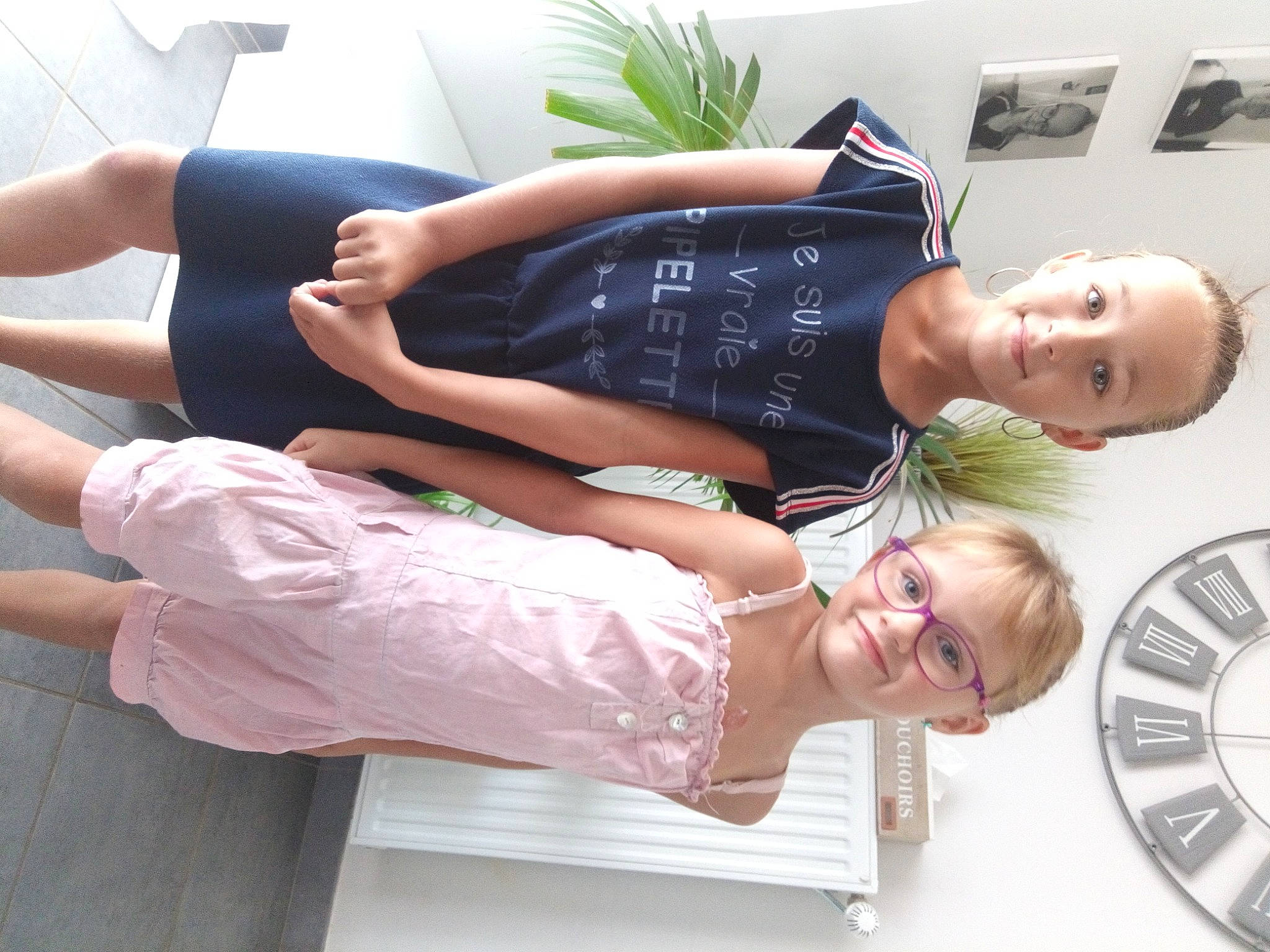 Celia participe au concours pour gagner de l'argent avec cette photo : child, fun, joy, leg, leisure, person