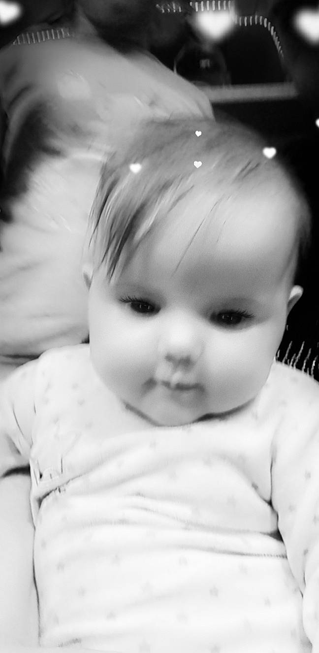 Ruby participe au concours pour gagner de l'argent avec cette photo : baby, baby_toddler_clothing, cheek, child, chin, ear, eyebrow, eyelash, flash_photography, happy, iris, lip, mammal, monochrome, monochrome_photography, nose, person, skin, sleeve, standing