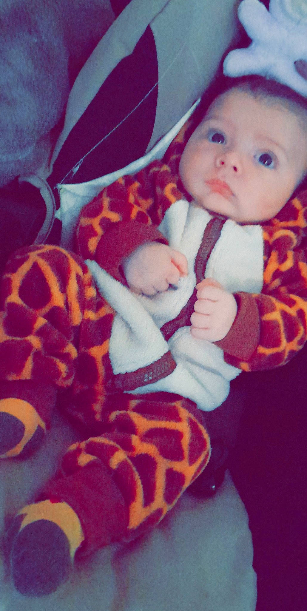 Maël a rejoint le concours — aidez-le/la à gagner de superbes lots ! baby, baby_products, baby_toddler_clothing, cheek, child, comfort, person, skin, toddler