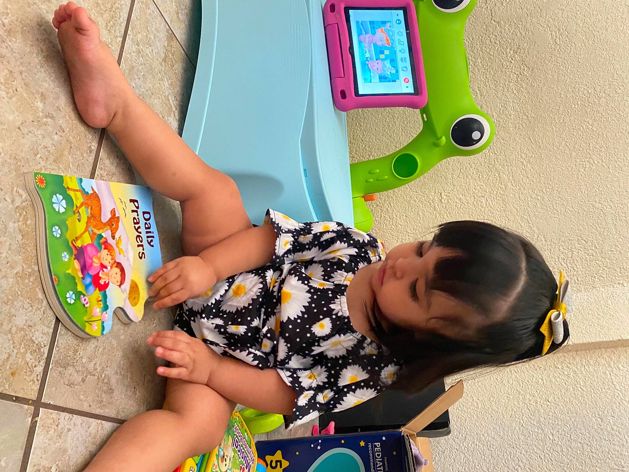 Catherine joined the competition — help win amazing prizes! art, artist, baby_playing_with_toys, baby_toddler_clothing, child, fun, green, happy, illustration, learning, leisure, paint, person, photograph, play, sharing, snapshot, toddler, toy, visual_arts