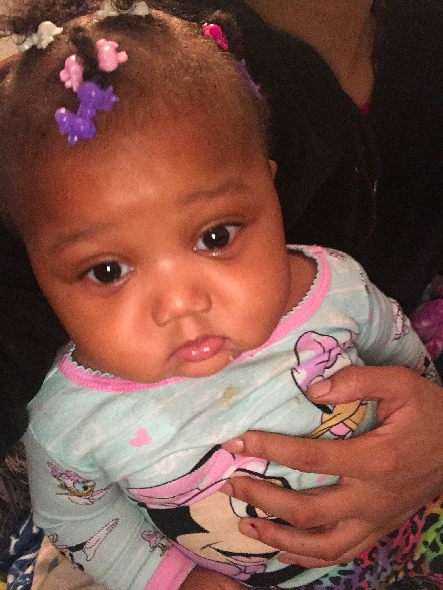 Ta Mahni is registered to the contest to win money with this photo: baby, beauty, cheek, child, eye, eyebrow, face, finger, forehead, fun, hair_accessory, head, headband, iris, lip, mouth, nose, person, pink, skin