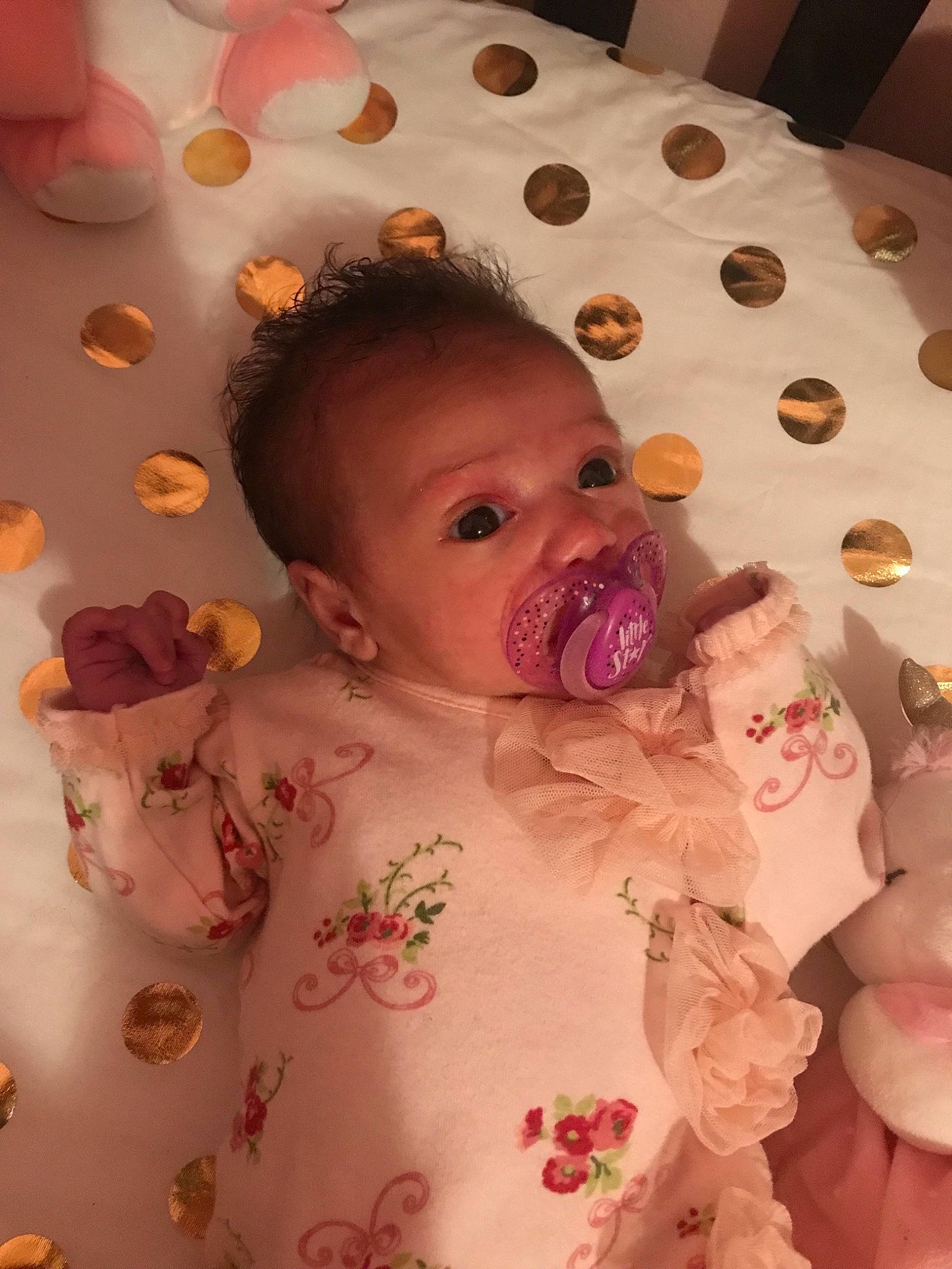 Margot is registered to the contest to win money with this photo: baby, bedtime, cheek, child, eye, face, head, lip, mouth, nose, person, pink, skin, textile, toddler