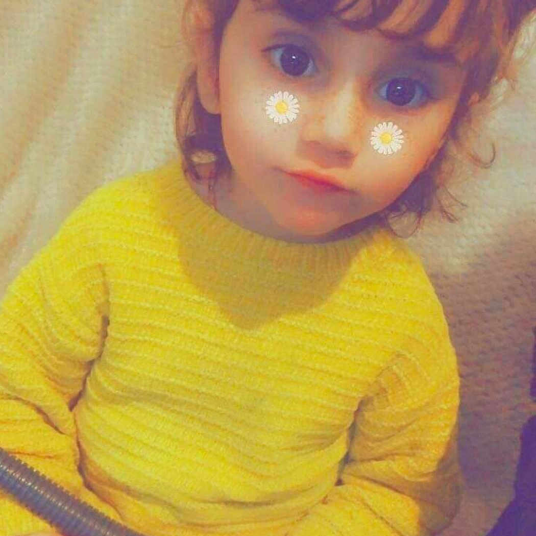 Kaemy participe au concours pour gagner de l'argent avec cette photo : cheek, chin, doll, ear, eye, eyebrow, eyelash, forehead, head, human_body, iris, lip, nose, organ, outerwear, shoulder, skin, sleeve, textile, toy