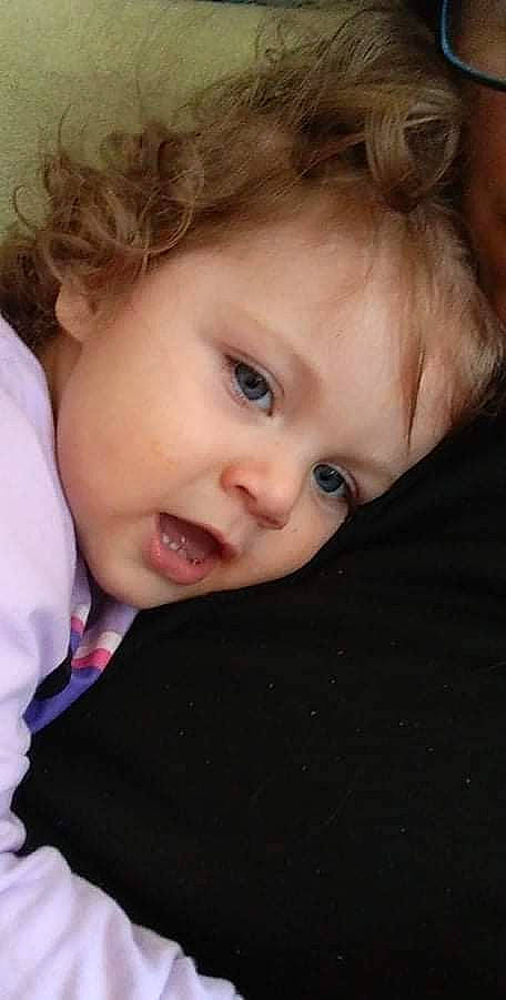 Sofia-rose a rejoint le concours — aidez-le/la à gagner de superbes lots ! baby, baby_toddler_clothing, cheek, chin, ear, eye, eyebrow, eyelash, facial_expression, flash_photography, happy, iris, lip, mammal, mouth, nose, person, skin, sleeve, smile