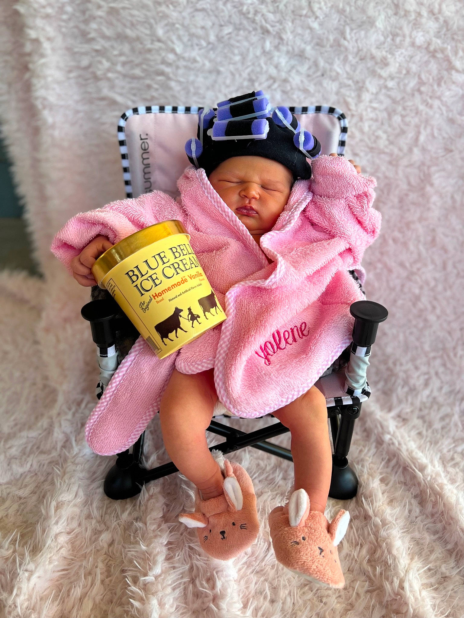 Jolene is registered to the contest to win money with this photo: baby, baby_products, baby_toddler_clothing, child, eye, fashion_accessory, foot, fun, happy, hat, headwear, human_body, human_leg, magenta, people_in_nature, person, personal_protective_equipment, pink, sitting, thigh