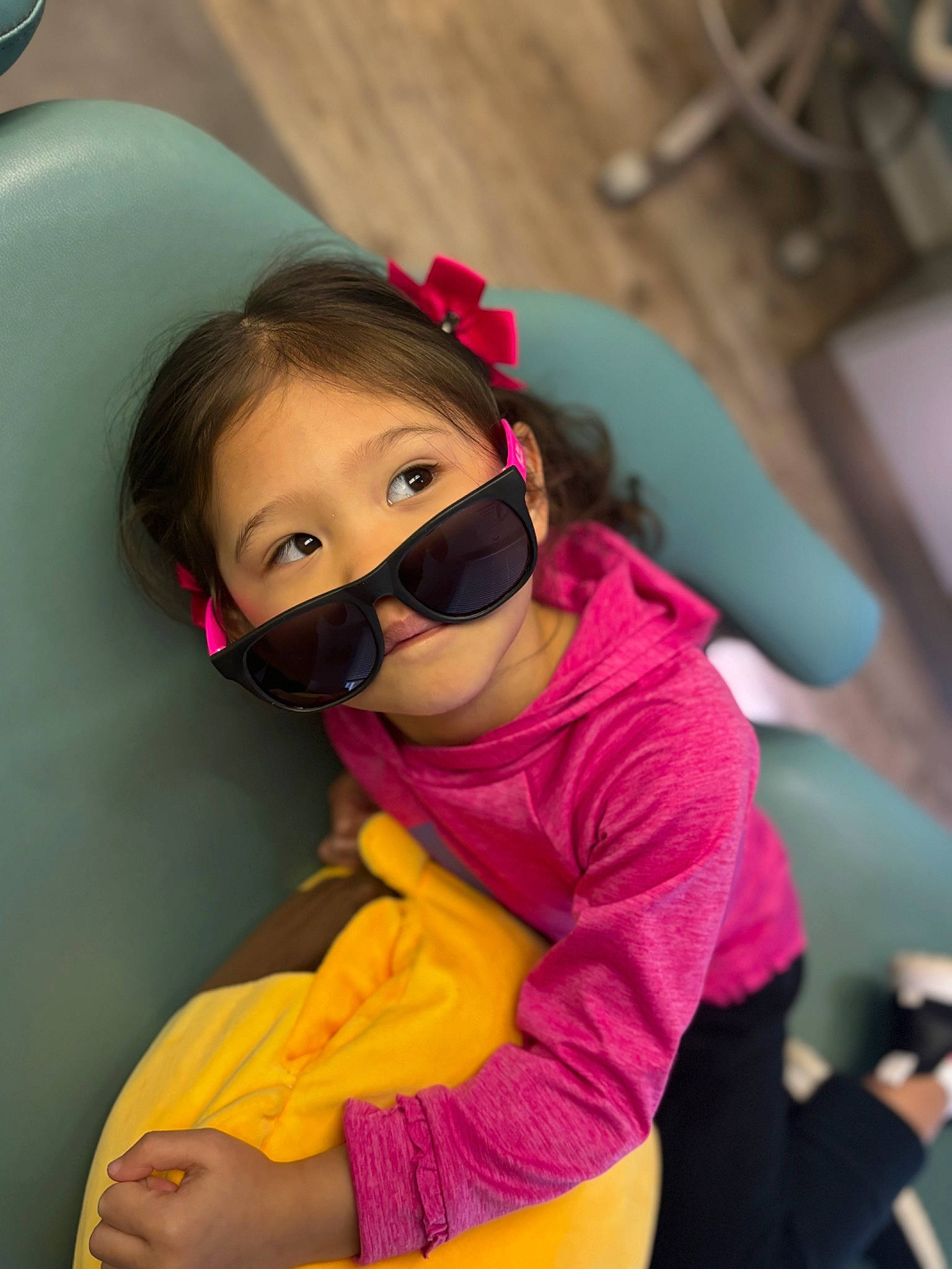 Ariana joined the competition — help win amazing prizes! audio_equipment, baby, child, cool, event, eyewear, fictional_character, fun, glove, goggles, happy, leisure, magenta, person, personal_protective_equipment, pink, play, recreation, sunglasses, toddler