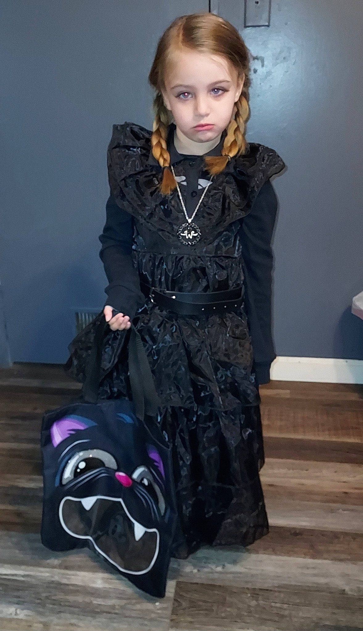 Katelyn is registered to the contest to win money with this photo: bag, black, costume, day_dress, embellishment, eyewear, fashion_accessory, fashion_design, flash_photography, formal_wear, fur, jewellery, magenta, pattern, person, personal_protective_equipment, purple, sleeve, stairs, waist