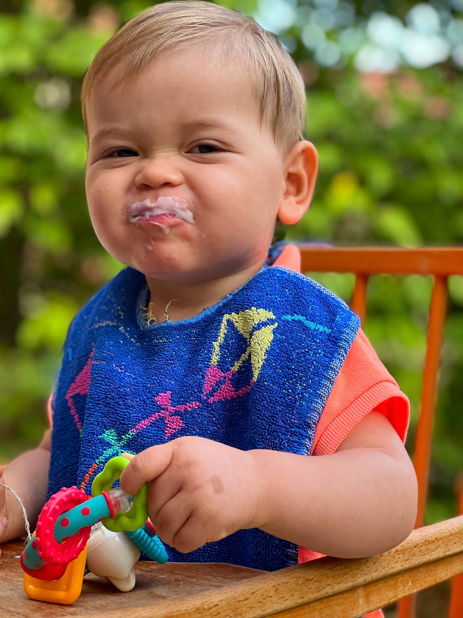 Tyler participe au concours pour gagner de l'argent avec cette photo : baby, baby_playing_with_toys, baby_toddler_clothing, child, electric_blue, event, finger, fun, grass, happy, leisure, nose, people_in_nature, person, play, recreation, sitting, smile, sweetness, toddler