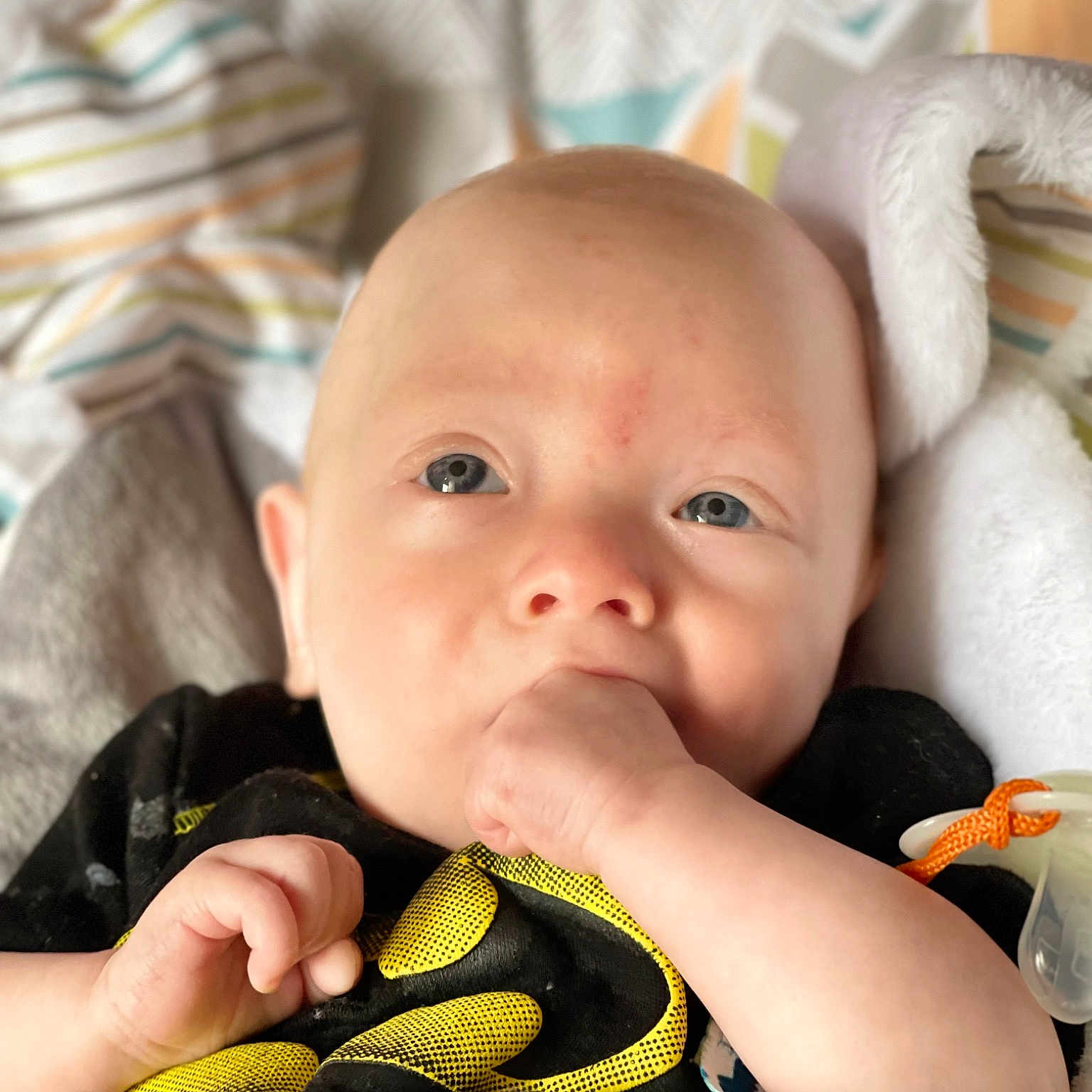 Gauge is registered to the contest to win money with this photo: baby, baby_products, baby_toddler_clothing, cheek, child, chin, comfort, eye, eyelash, finger, gesture, happy, iris, lip, mouth, nail, nose, skin, smile, toddler