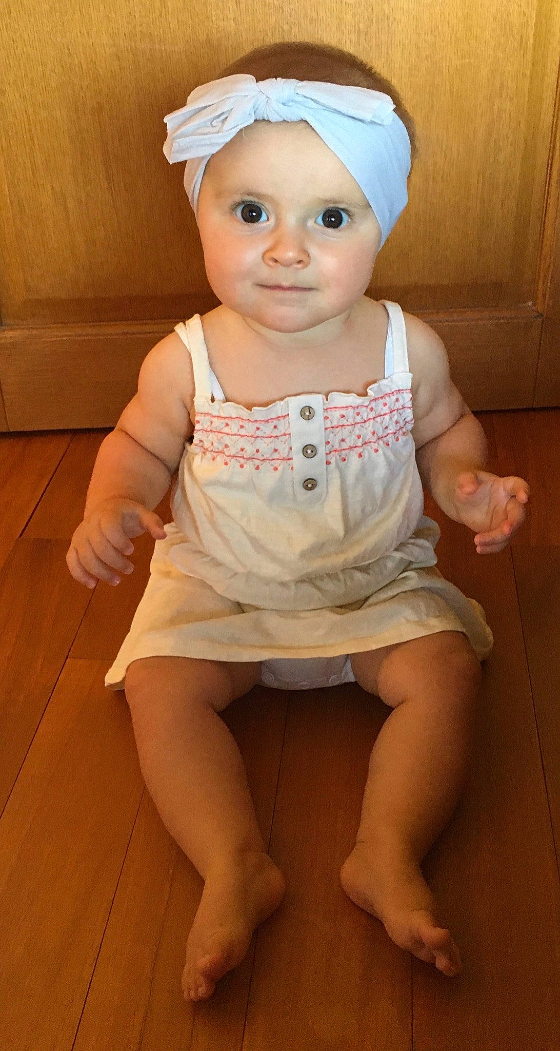 Lana a rejoint le concours — aidez-le/la à gagner de superbes lots ! baby, baby_toddler_clothing, child, headgear, headwear, person, toddler