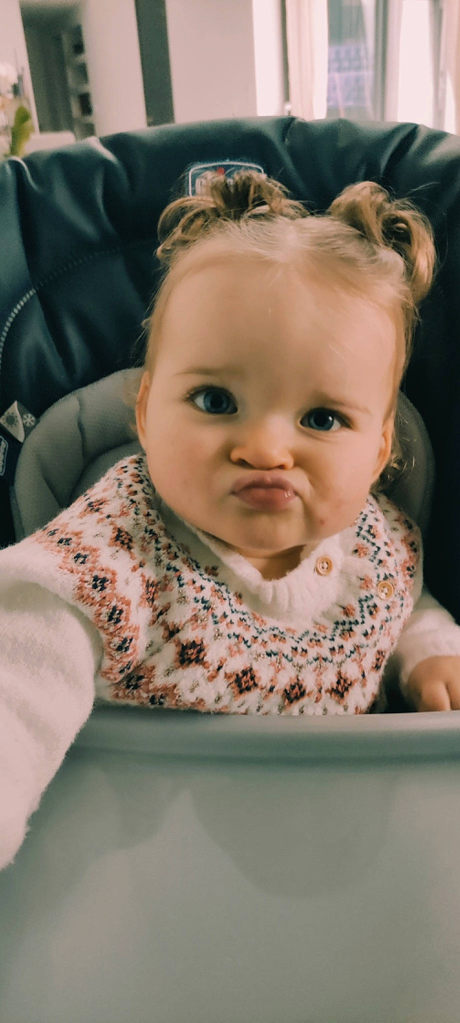 Gabriella participe au concours pour gagner de l'argent avec cette photo : baby, baby_toddler_clothing, cheek, child, chin, close_up, comfort, eyebrow, eyelash, fun, happy, iris, lip, mouth, nose, person, sitting, skin, sleeve, tableware