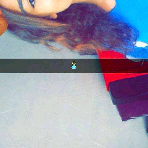 Assia participe au concours pour gagner de l'argent avec cette photo :