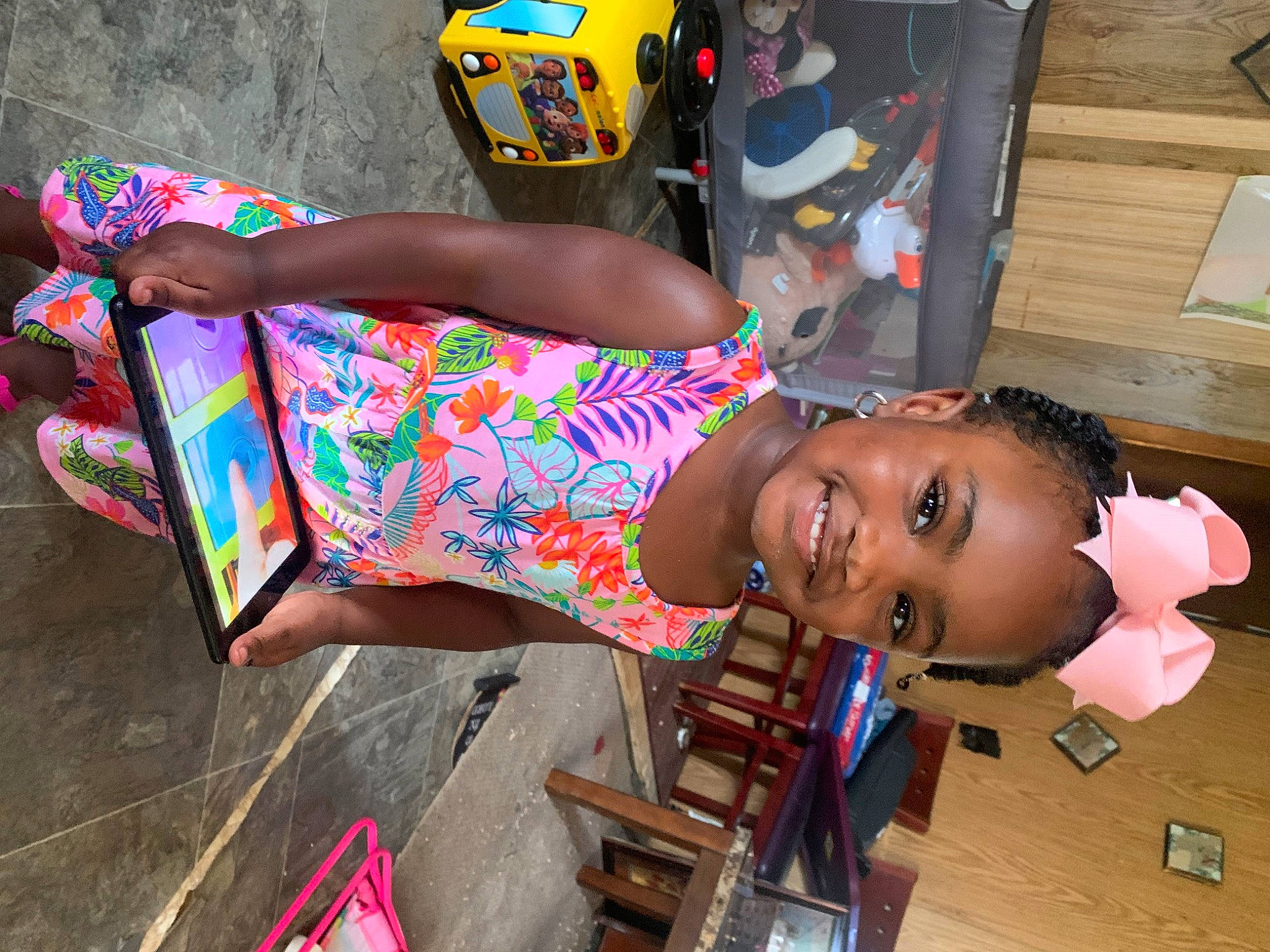 Jariyah joined the competition — help win amazing prizes! art, artist, child, cool, fun, happy, human_leg, joy, leisure, painting, pattern, person, sandal, shorts, smile, t_shirt, thigh, vacation, visual_arts, yellow