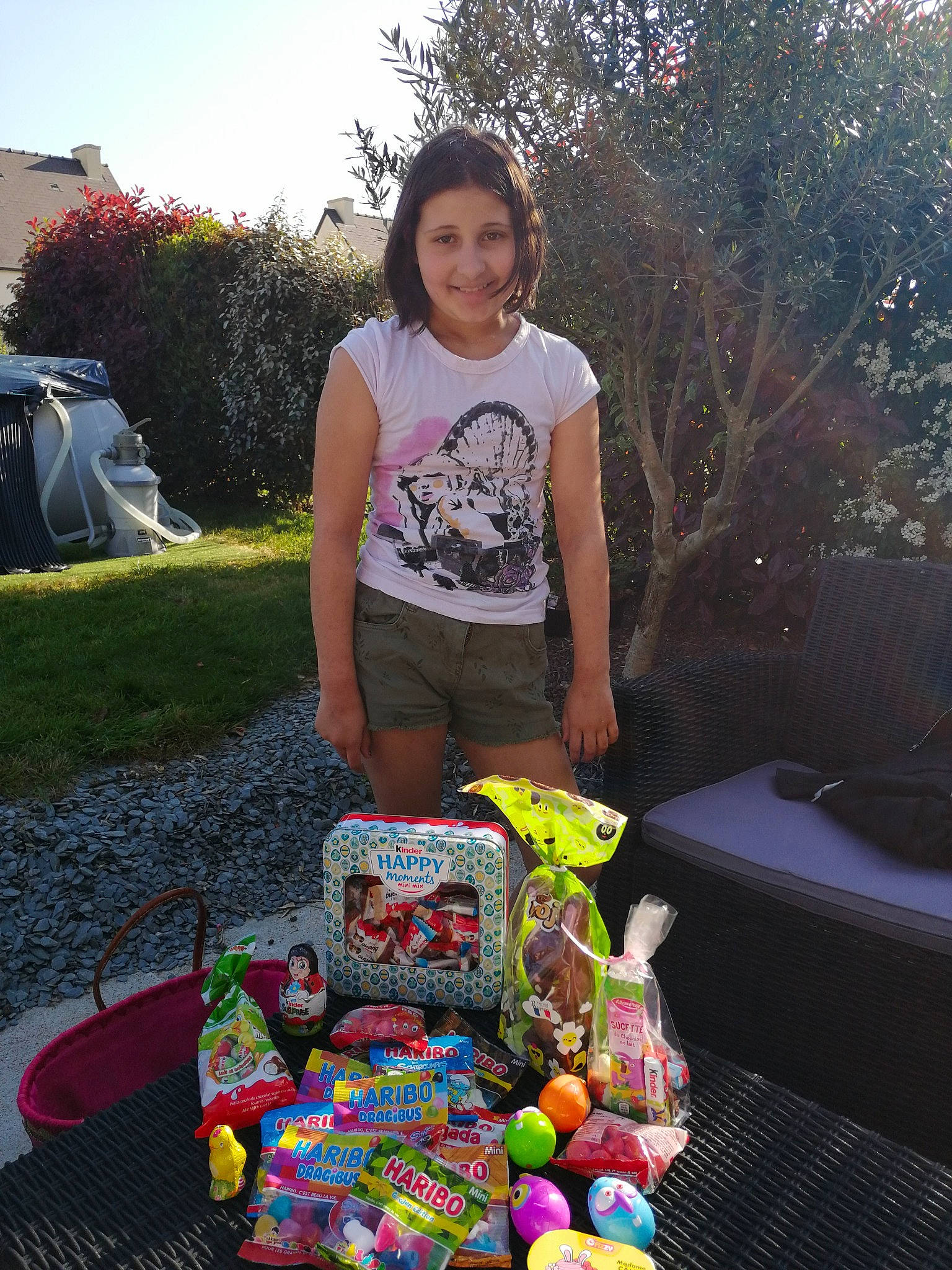 Léa participe au concours pour gagner de l'argent avec cette photo : easter, joy, person, play, recreation