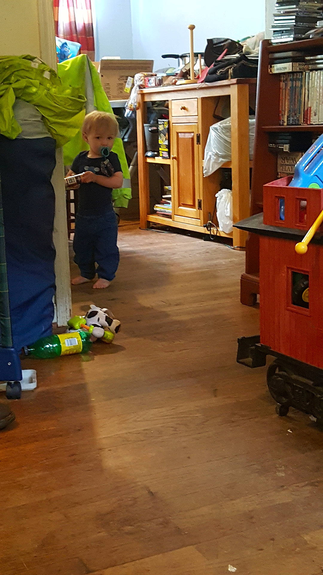 Fred is registered to the contest to win money with this photo: floor, flooring, room, wood