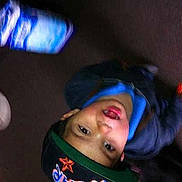 Zaine is registered to the contest to win money with this photo: