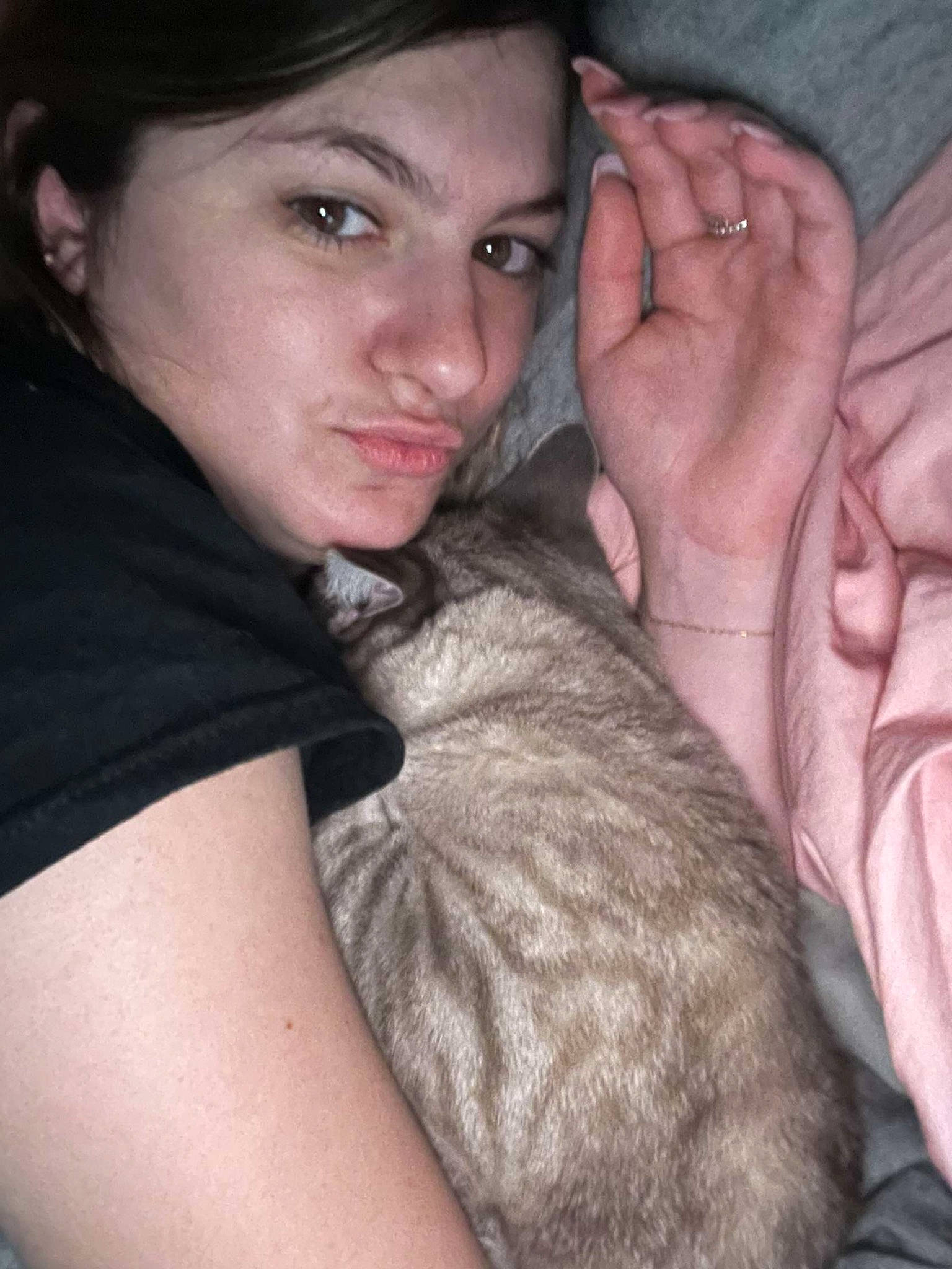 Steven is registered to the contest to win money with this photo: arm, black_hair, carnivore, cat, comfort, ear, elbow, eye, eyebrow, eyelash, fawn, felidae, flash_photography, gesture, hair, jaw, leg, lip, organ, whiskers