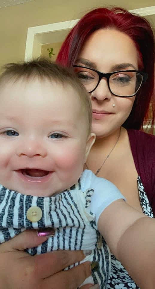 Zophia is registered to the contest to win money with this photo: cheek, chin, eye, eyebrow, eyelash, eyewear, face, facial_expression, forehead, glasses, hair, head, joy, lip, mouth, nose, organ, person, product, skin