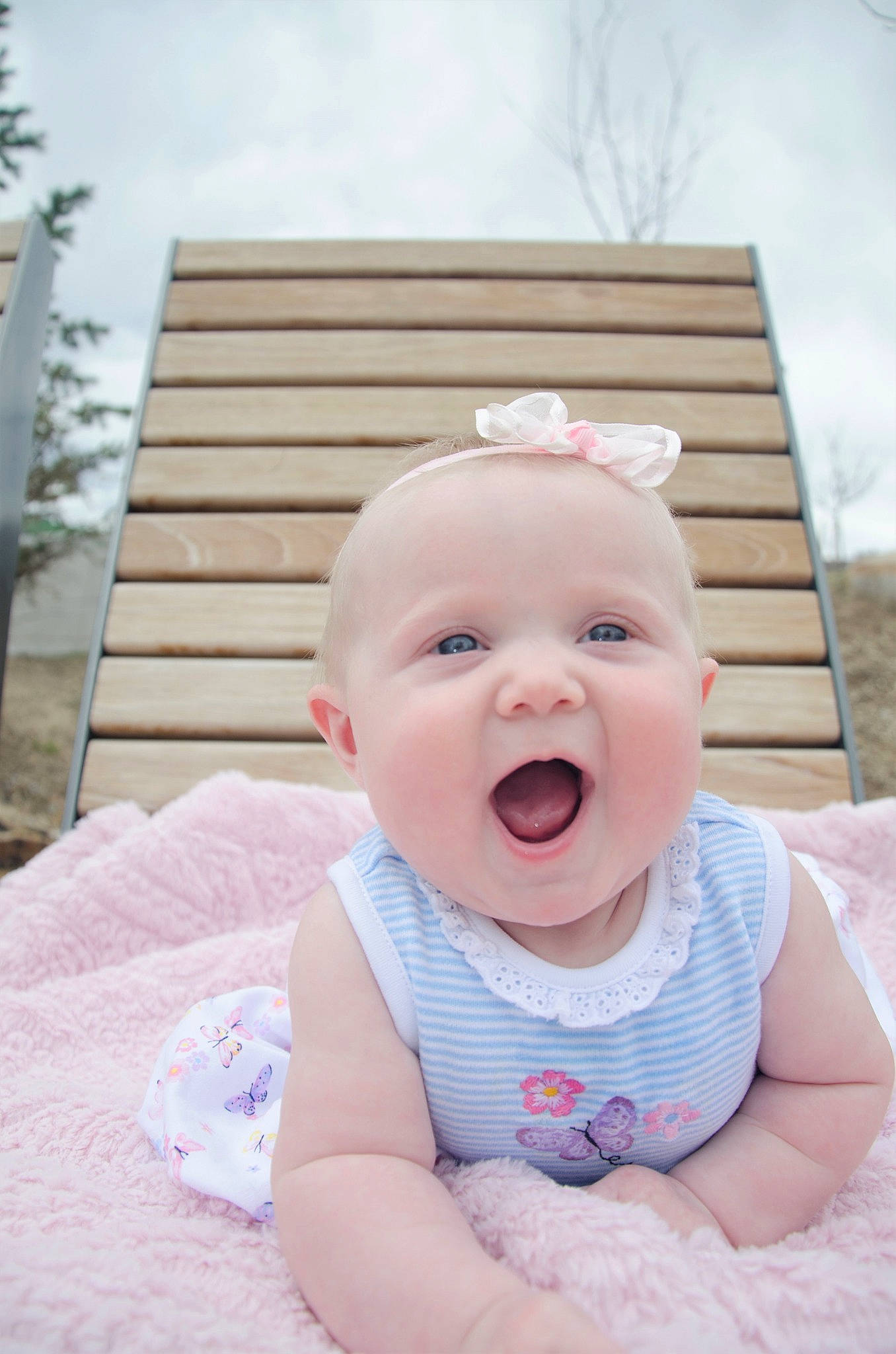Thea is registered to the contest to win money with this photo: baby, baby_laughing, beauty, cheek, child, eye, face, facial_expression, head, lip, nose, person, photograph, photography, pink, portrait_photography, skin, smile, toddler