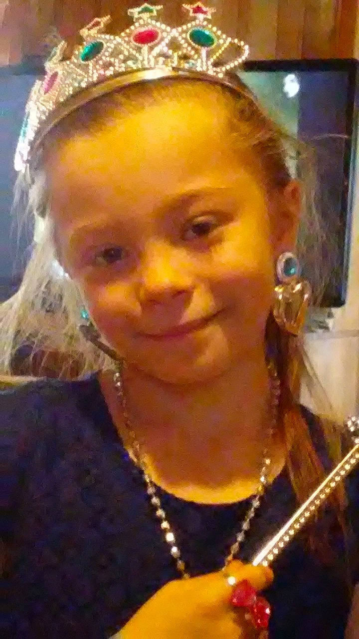 Meghan joined the competition — help win amazing prizes! cheek, eyebrow, face, fashion_accessory, forehead, girl, hair_accessory, hairstyle, head, headgear, headpiece, human_hair_color, jewellery, nose, person, selfie, toddler