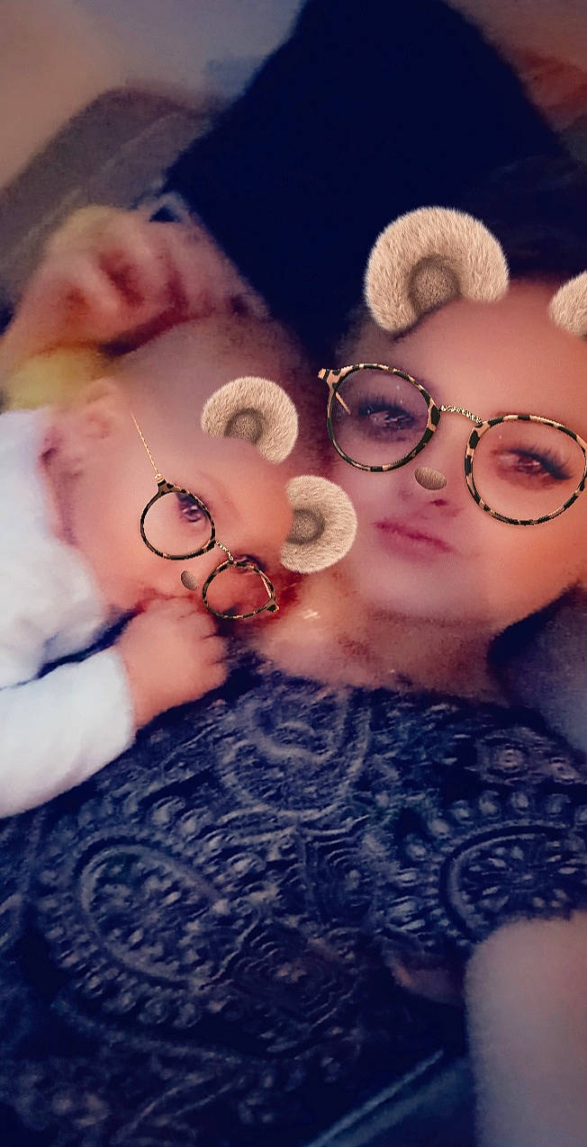 Lilianna participe au concours pour gagner de l'argent avec cette photo : cheek, child, cool, ear, eye, eyebrow, eyelash, eyewear, glasses, lip, nose, person, photography, selfie, skin, smile, vision_care