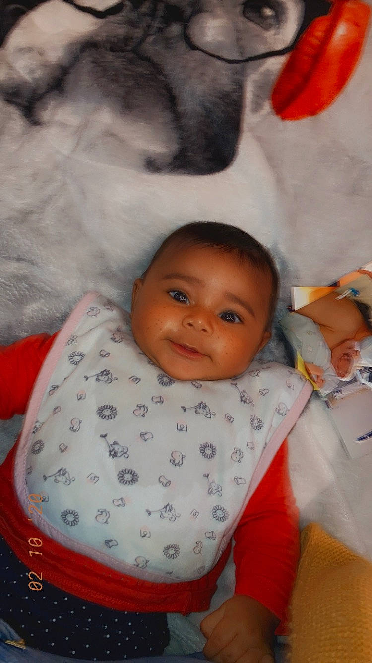 Kéya participe au concours pour gagner de l'argent avec cette photo : baby, cheek, child, eye, lip, nose, person, skin, toddler