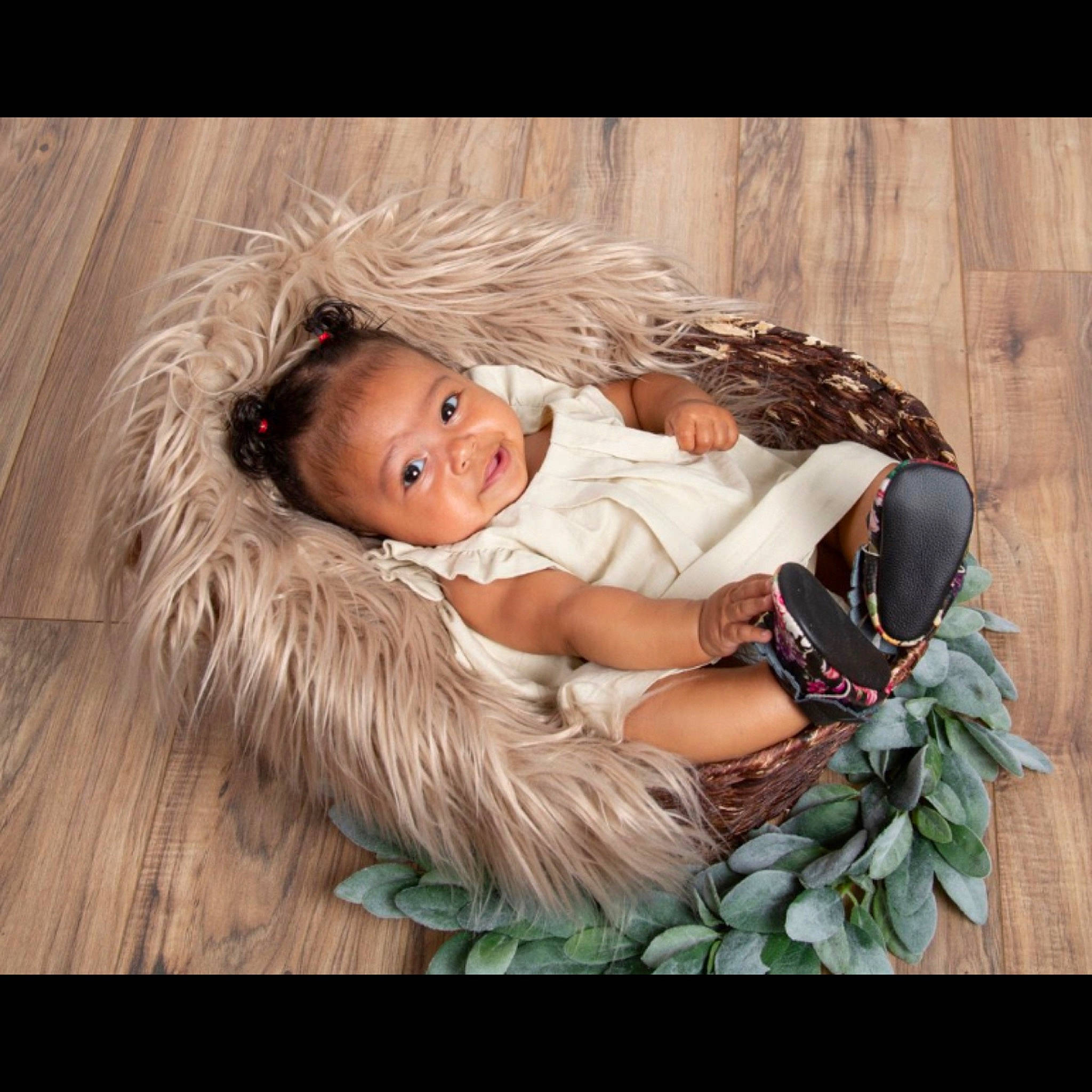Mulan is registered to the contest to win money with this photo: baby, blond, brown_hair, cg_artwork, fashion_accessory, fawn, fictional_character, flash_photography, fur, fur_clothing, grass, happy, head, human_body, long_hair, people_in_nature, person, sitting, stock_photography, toddler