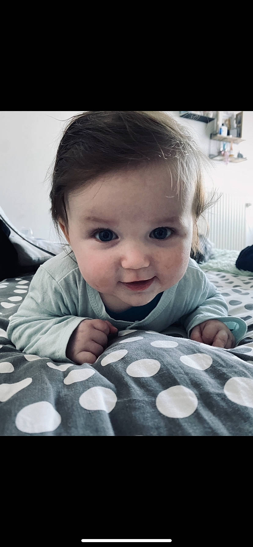 Paul a rejoint le concours — aidez-le/la à gagner de superbes lots ! baby, cheek, child, cool, facial_expression, finger, flash_photography, floor, flooring, fun, hairstyle, happy, iris, mouth, nose, person, photograph, smile, snapshot, toddler