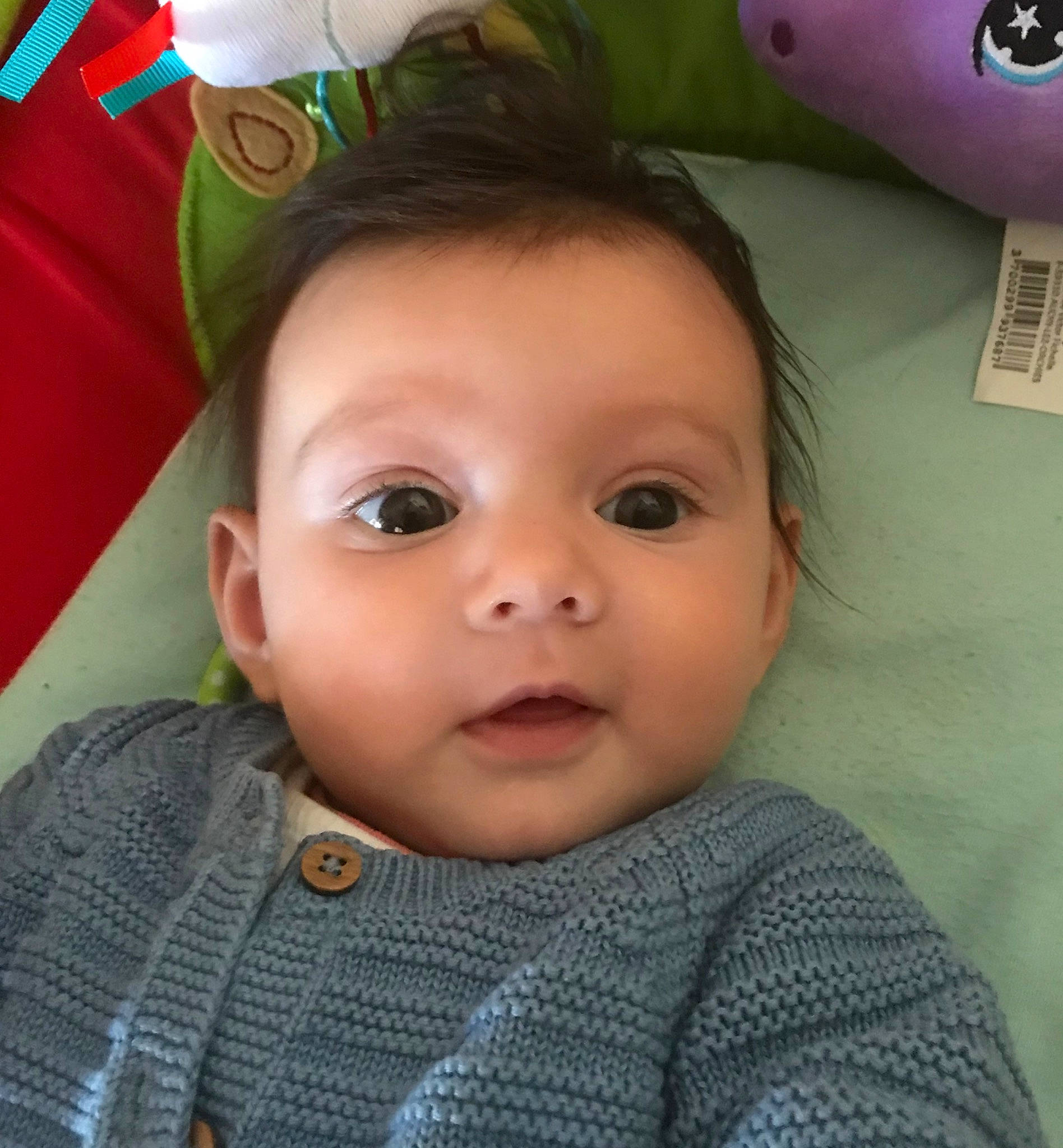 élise a rejoint le concours — aidez-le/la à gagner de superbes lots ! baby, cheek, child, chin, ear, eye, eyebrow, face, forehead, head, iris, lip, nose, person, skin, smile, toddler