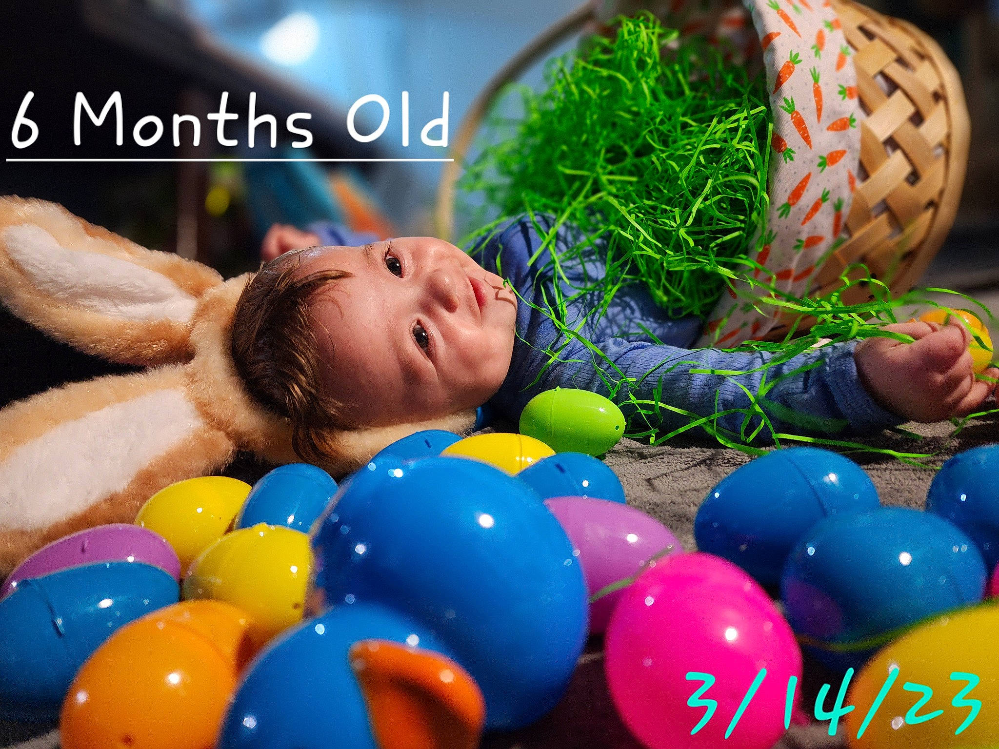 Mateo is registered to the contest to win money with this photo: balloon, child, electric_blue, event, fun, grass, happy, laugh, leisure, party_supply, pattern, people_in_nature, person, photography, play, portrait_photography, recreation, smile, toddler, toy