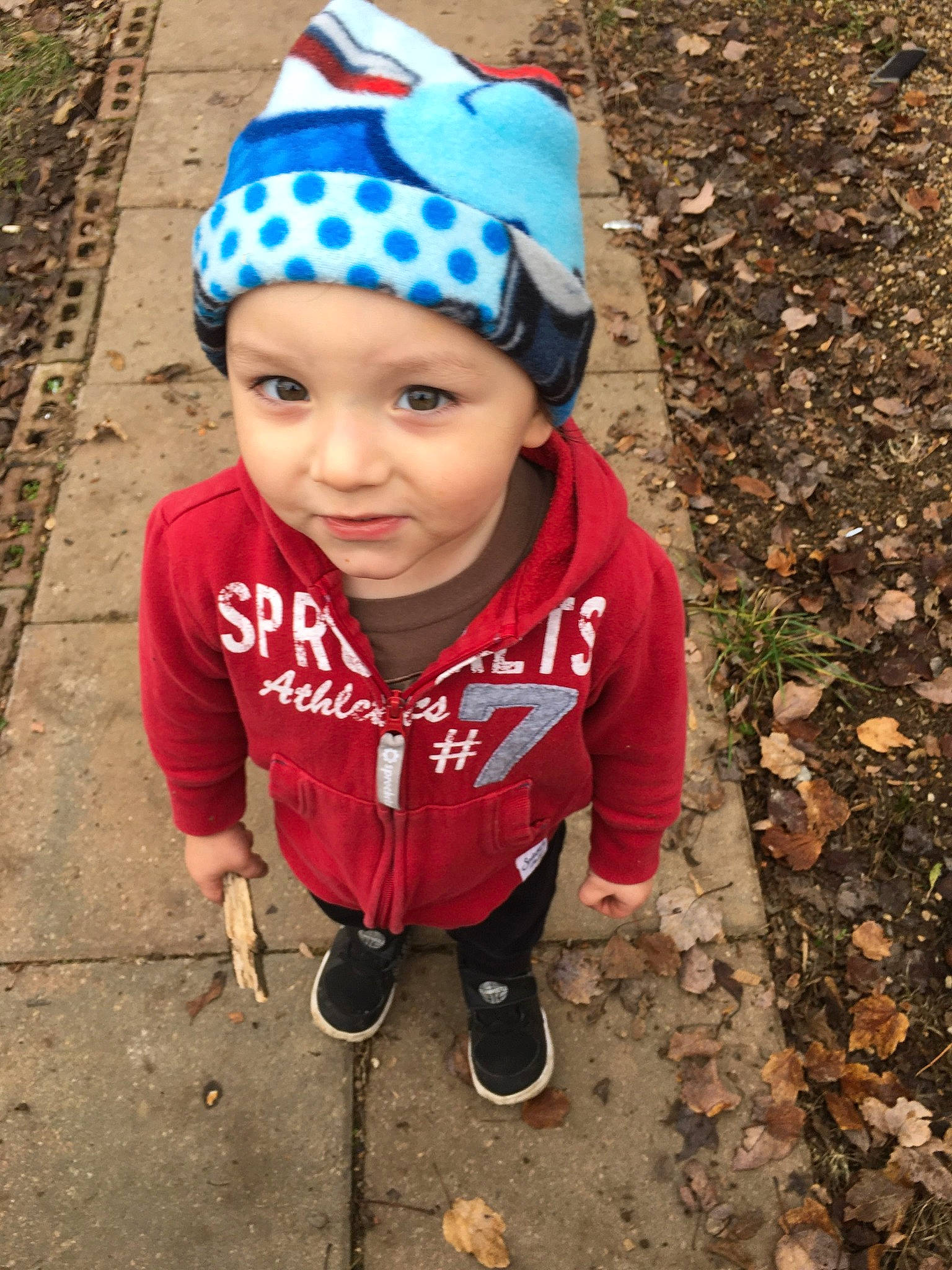 Angel is registered to the contest to win money with this photo: beanie, bonnet, cap, child, cool, fashion_accessory, headgear, headwear, person, play, smile, toddler