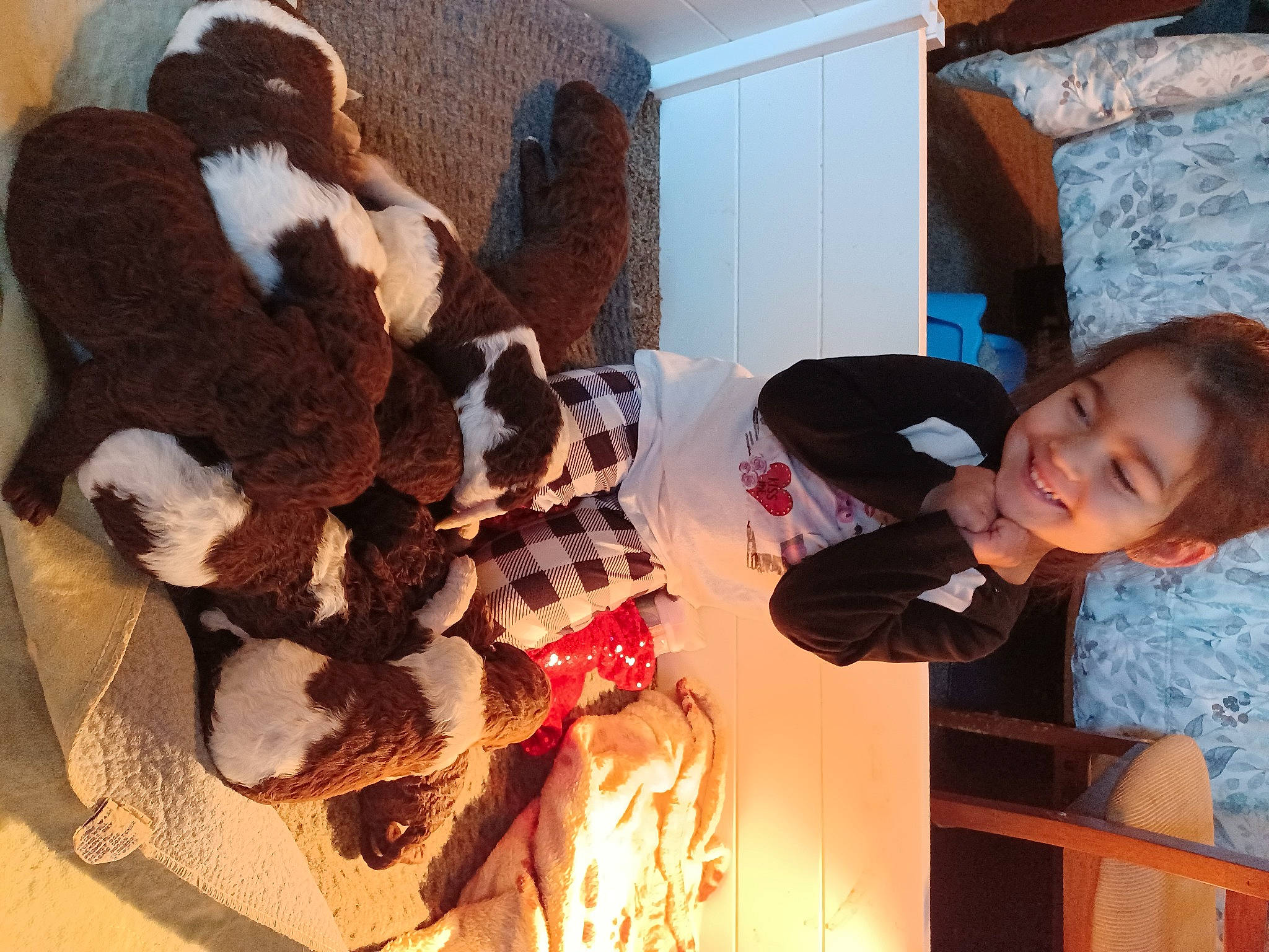 Zabella is registered to the contest to win money with this photo: child, christmas, event, fawn, fun, fur, happy, joy, person, plush, room, stuffed_toy, teddy_bear, toddler, toy, window, winter, wool