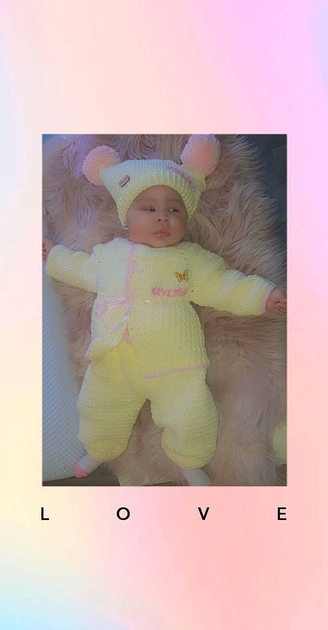 Keylsea participe au concours pour gagner de l'argent avec cette photo : baby, baby_products, baby_toddler_clothing, bonnet, child, costume_accessory, headwear, peach, person, pink, skin