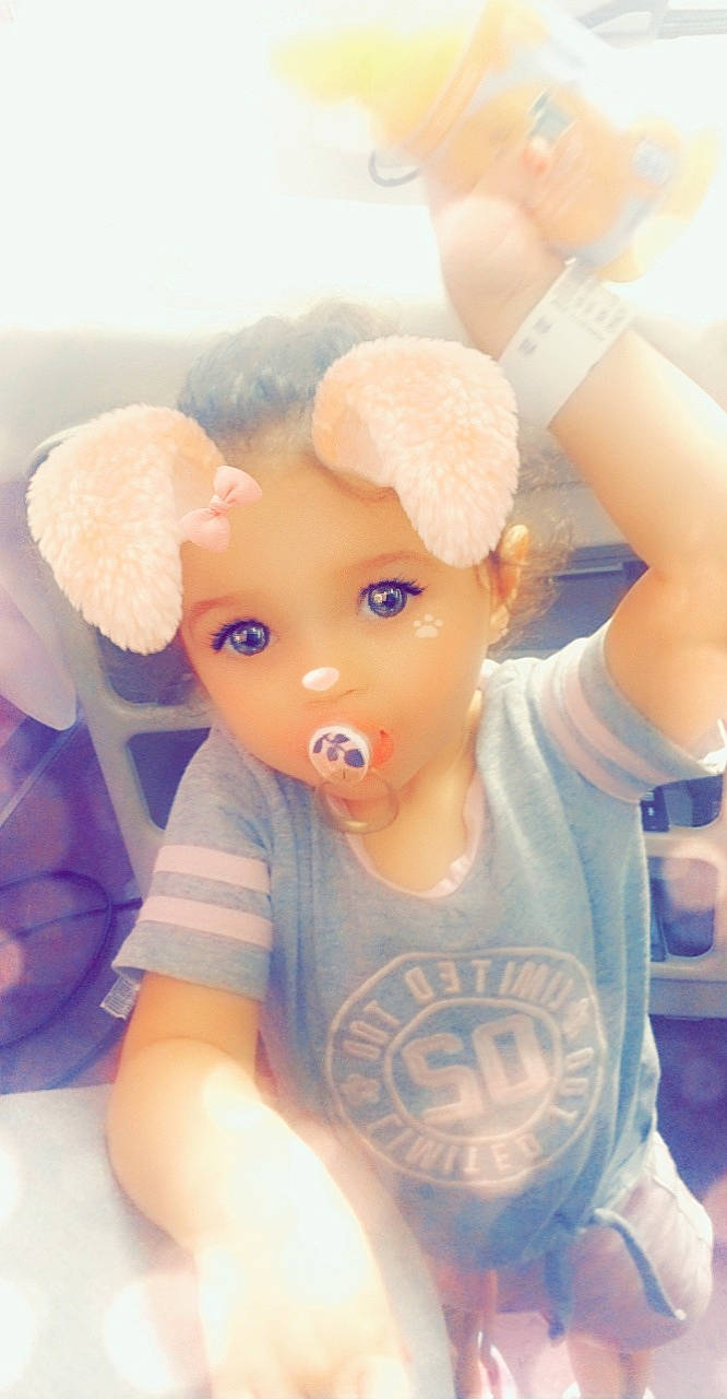 Yaelys is registered to the contest to win money with this photo: blond, cheek, child, cool, doll, ear, forehead, head, person, skin, smile, stuffed_toy, toddler, toy