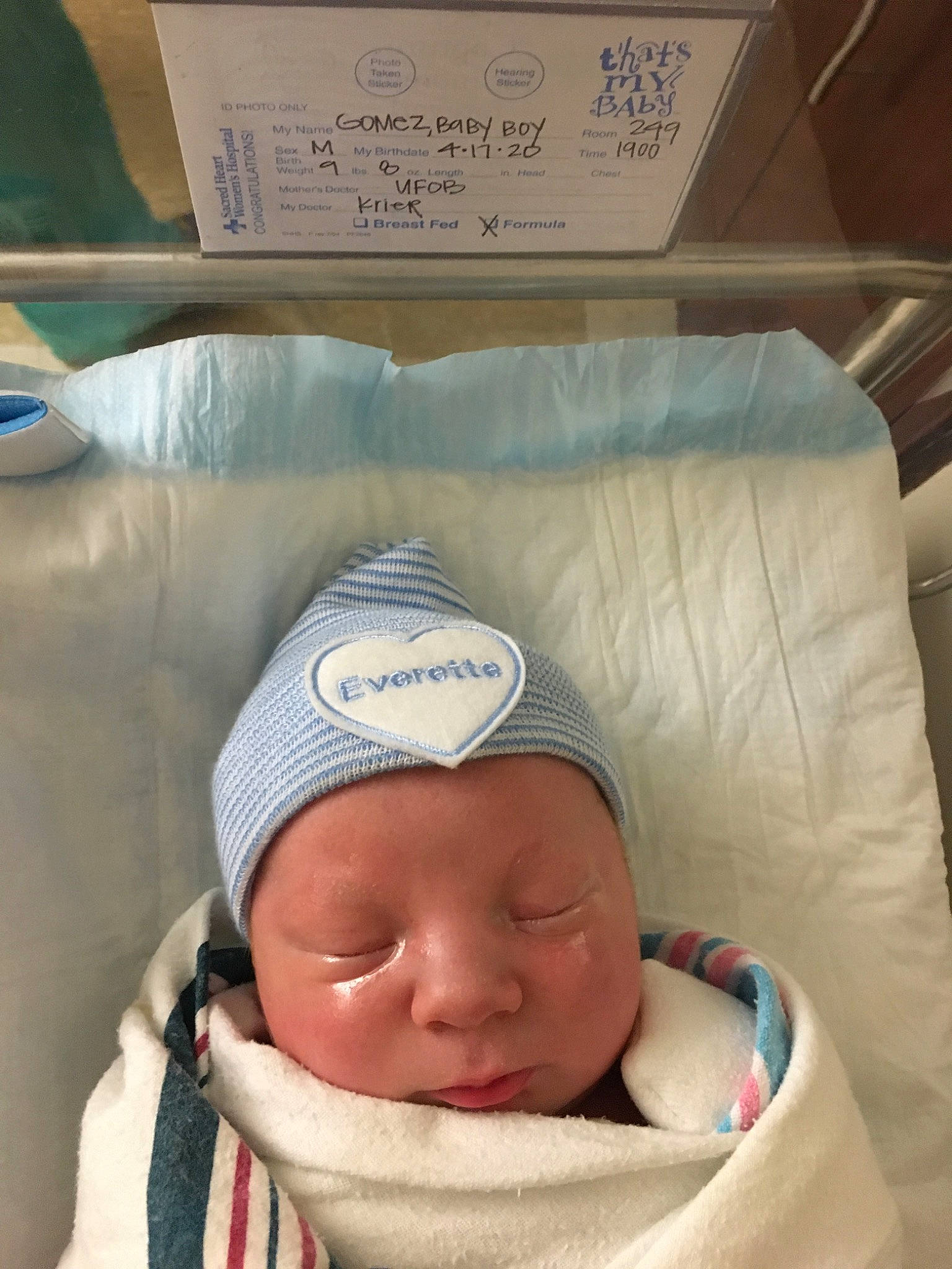 Everette is registered to the contest to win money with this photo: baby, birth, child, headwear, nap, person, sleep