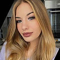 Chloé V.