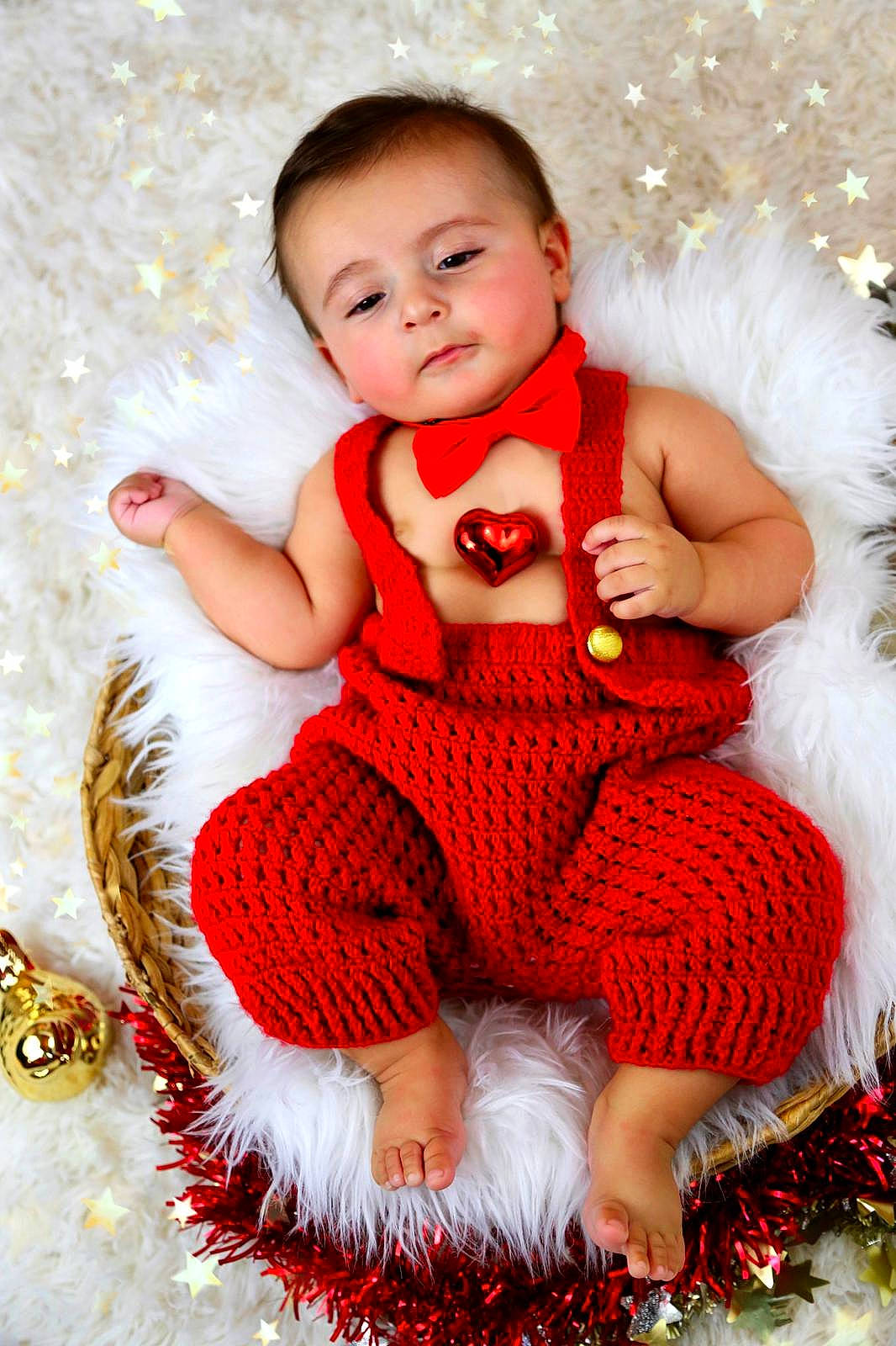 Bryan participe au concours pour gagner de l'argent avec cette photo : baby, baby_products, baby_toddler_clothing, cheek, child, costume_accessory, craft, creative_arts, fur, knitting, natural_material, nose, pattern, person, photo_shoot, stuffed_toy, thread, toddler, toy, wool