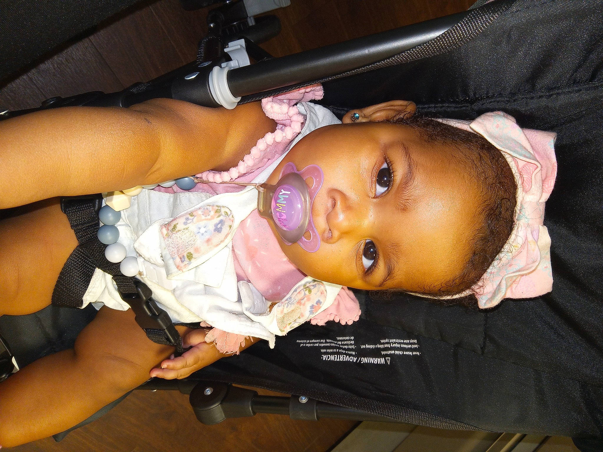 Milan is registered to the contest to win money with this photo: abdomen, baby, baby_products, baby_toddler_clothing, car_seat, cheek, chest, child, ear, elbow, eyelash, fun, human_leg, lip, mouth, nail, nose, person, skin, thigh