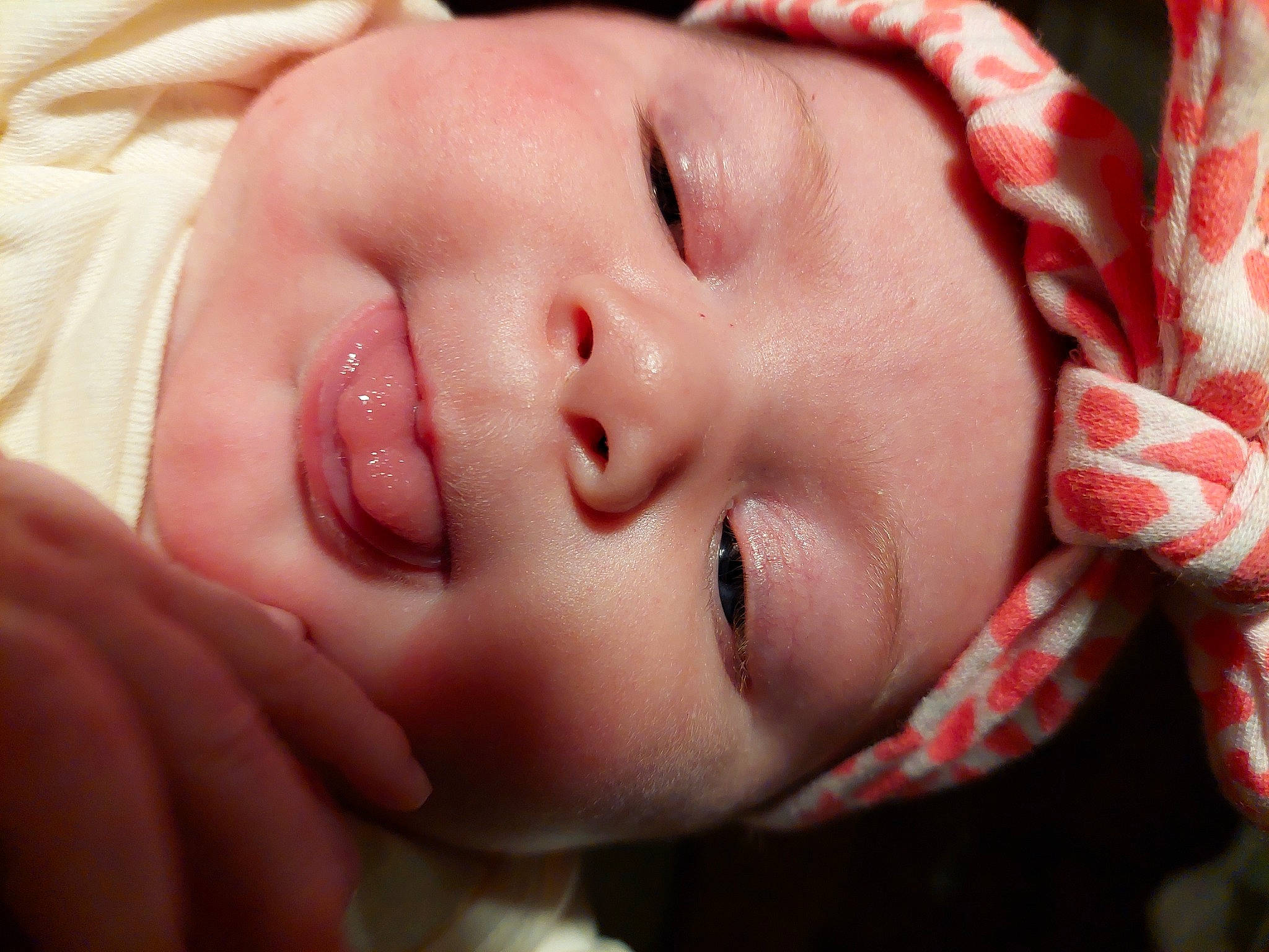 Idalena is registered to the contest to win money with this photo: cheek, chin, eye, eyebrow, eyelash, face, facial_expression, forehead, hair, hand, head, headwear, human, human_body, lip, mouth, muscle, neck, nose, person