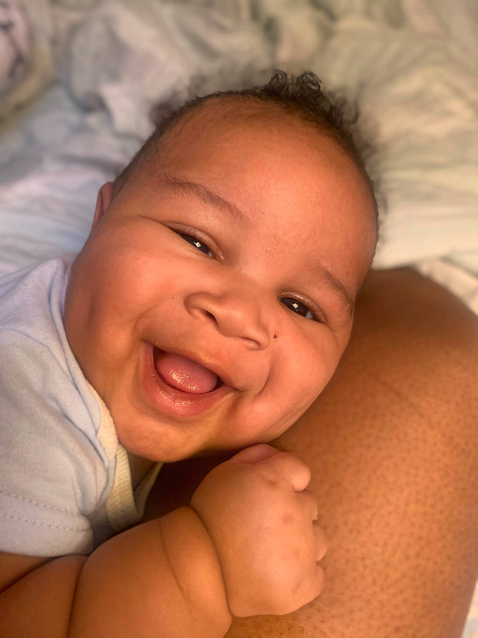 Kayden is registered to the contest to win money with this photo: cheek, chin, comfort, eye, eyebrow, face, forehead, hair, hand, happy, head, human_body, lip, mouth, muscle, neck, nose, person, skin, smile