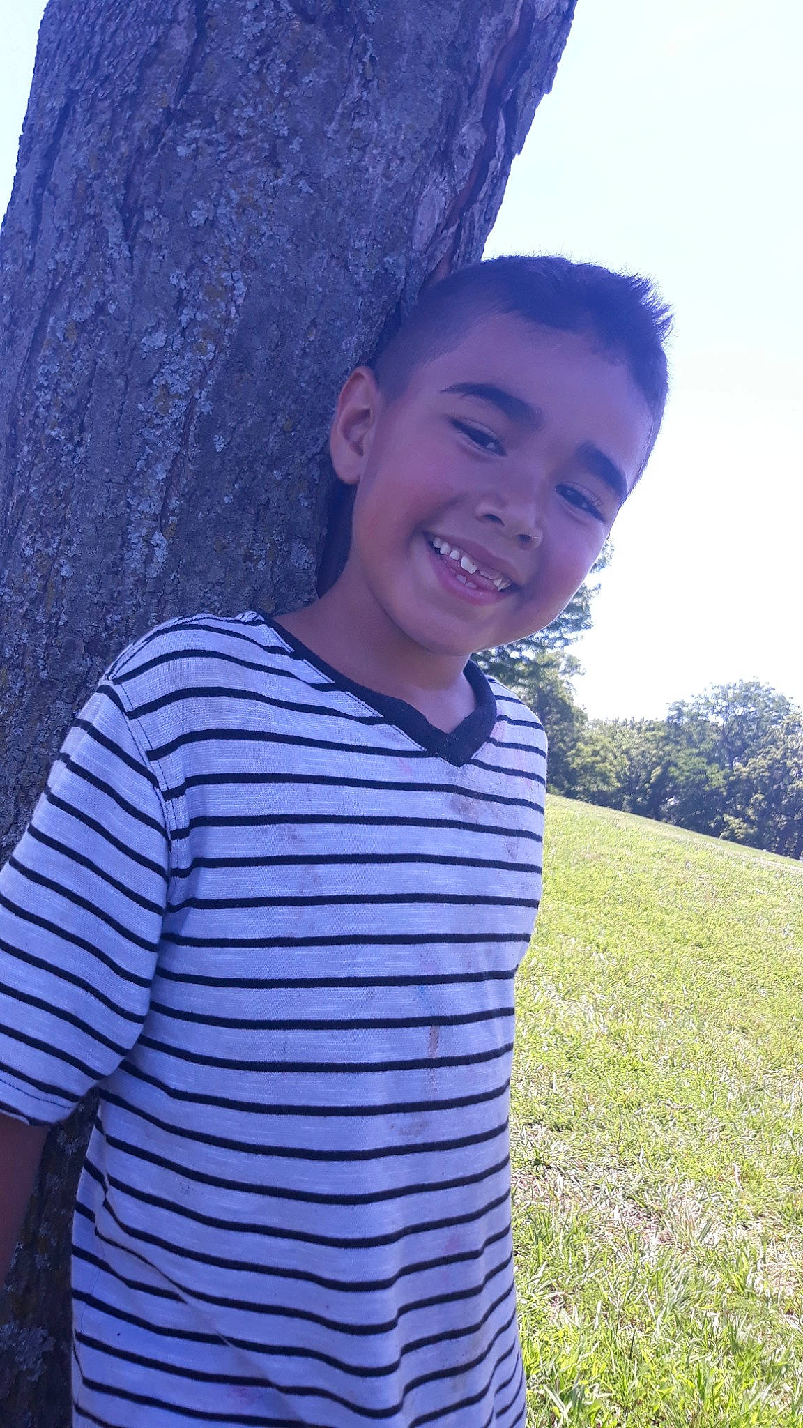 Llo joined the competition — help win amazing prizes! blue, cool, grass, happy, joy, male, neck, person, photography, smile, t_shirt