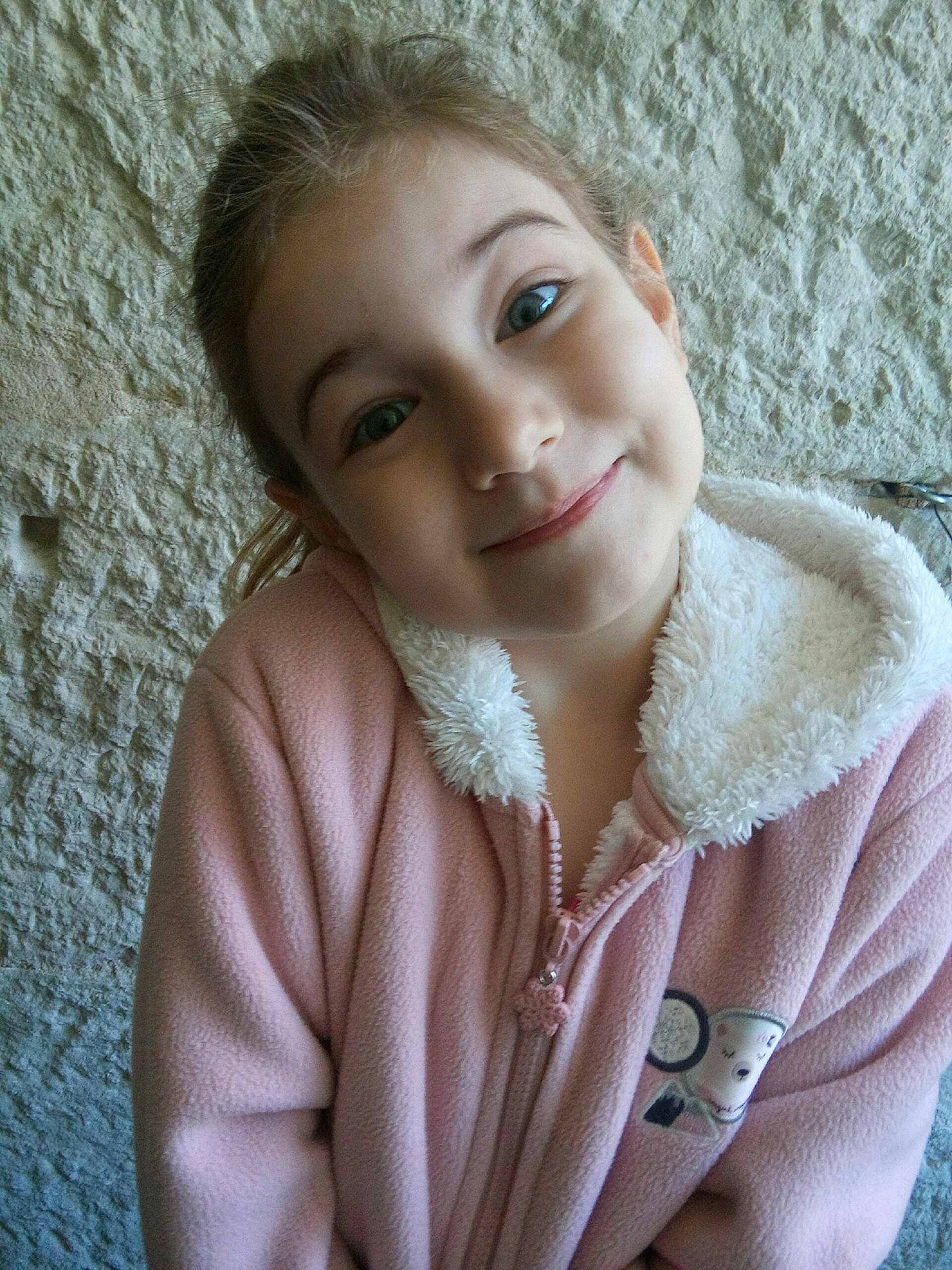 Zoé participe au concours pour gagner de l'argent avec cette photo : beauty, child, clothing, dress, eye, face, facial_expression, girl, hand, head, infant, model, organ, person, photo_shoot, photography, portrait, portrait_photography, skin, smile