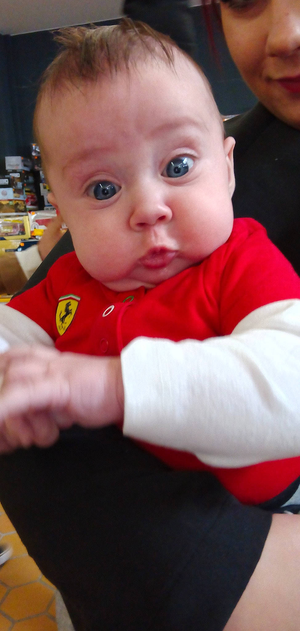 Lilly-rose participe au concours pour gagner de l'argent avec cette photo : baby, baby_toddler_clothing, carmine, cheek, child, chin, comfort, eye, flooring, fun, hairstyle, happy, iris, lip, mouth, nose, person, sitting, skin, sleeve