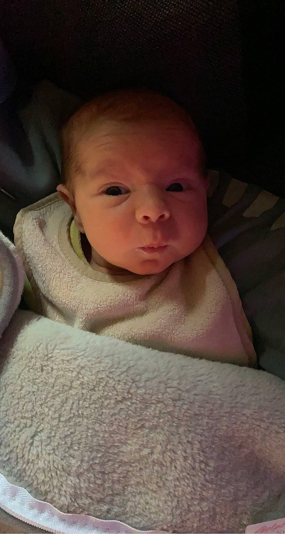 Mylan participe au concours pour gagner de l'argent avec cette photo : baby, baby_sleeping, baby_toddler_clothing, cheek, child, chin, comfort, eyebrow, human_body, iris, linens, lip, mouth, neck, nose, person, skin, sleeve, textile, thumb